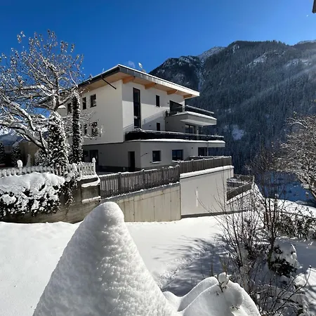 Nauers شقة كابل